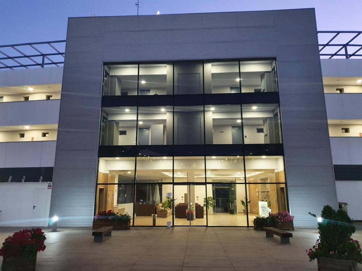 Iberflat Vega De Triana Apartment Camas Exterior photo